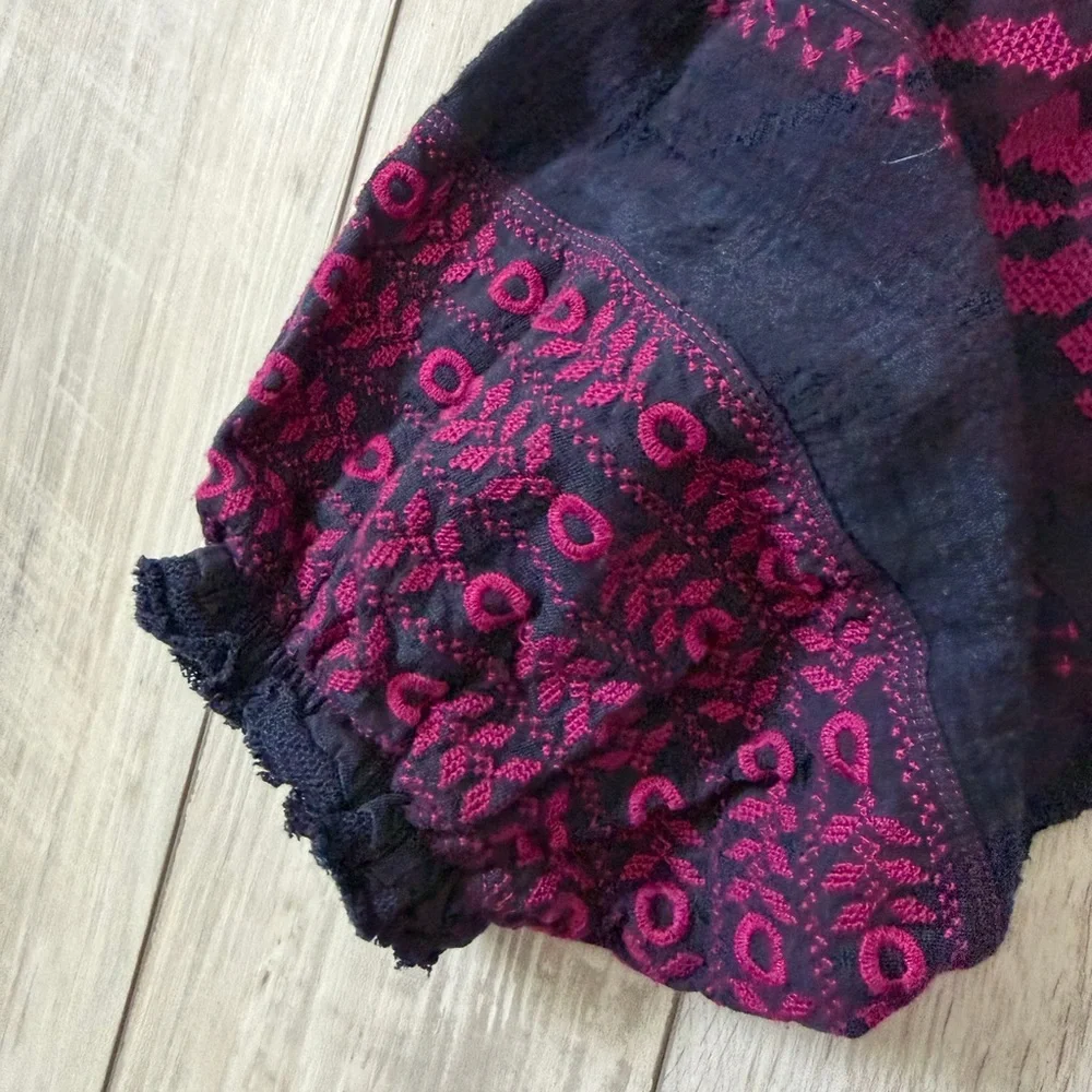 Free People Persuasion Embroidered Boho Floral Blouse size medium - Picture 11 of 14